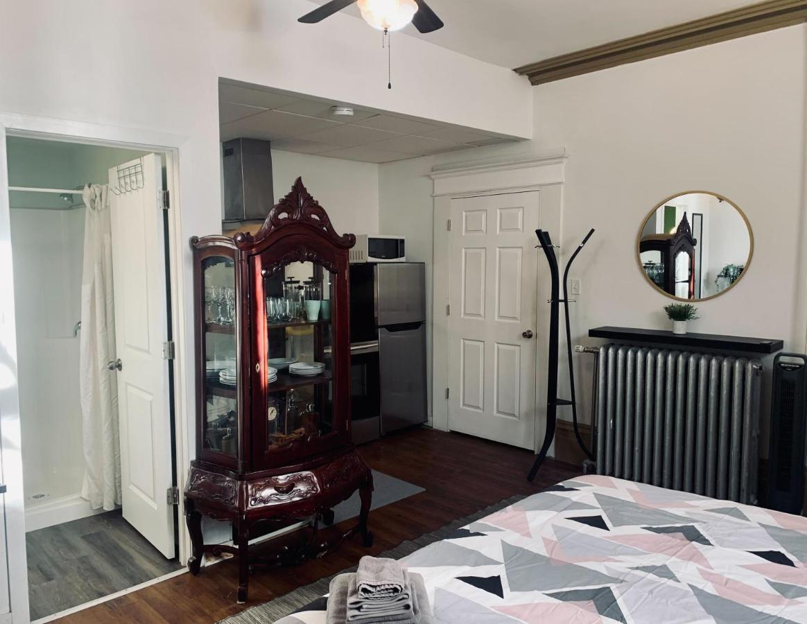 250 Charming Studio A3, Downtown Apartment Halifax Exterior photo